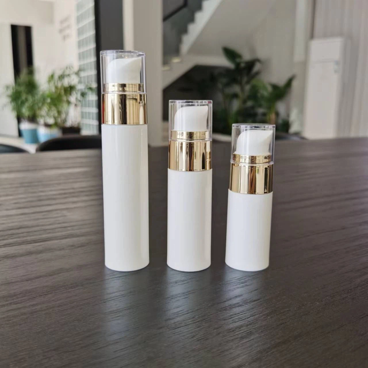 35 white gold